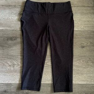 Livi Active Cropped Leggings Plus Size 16W